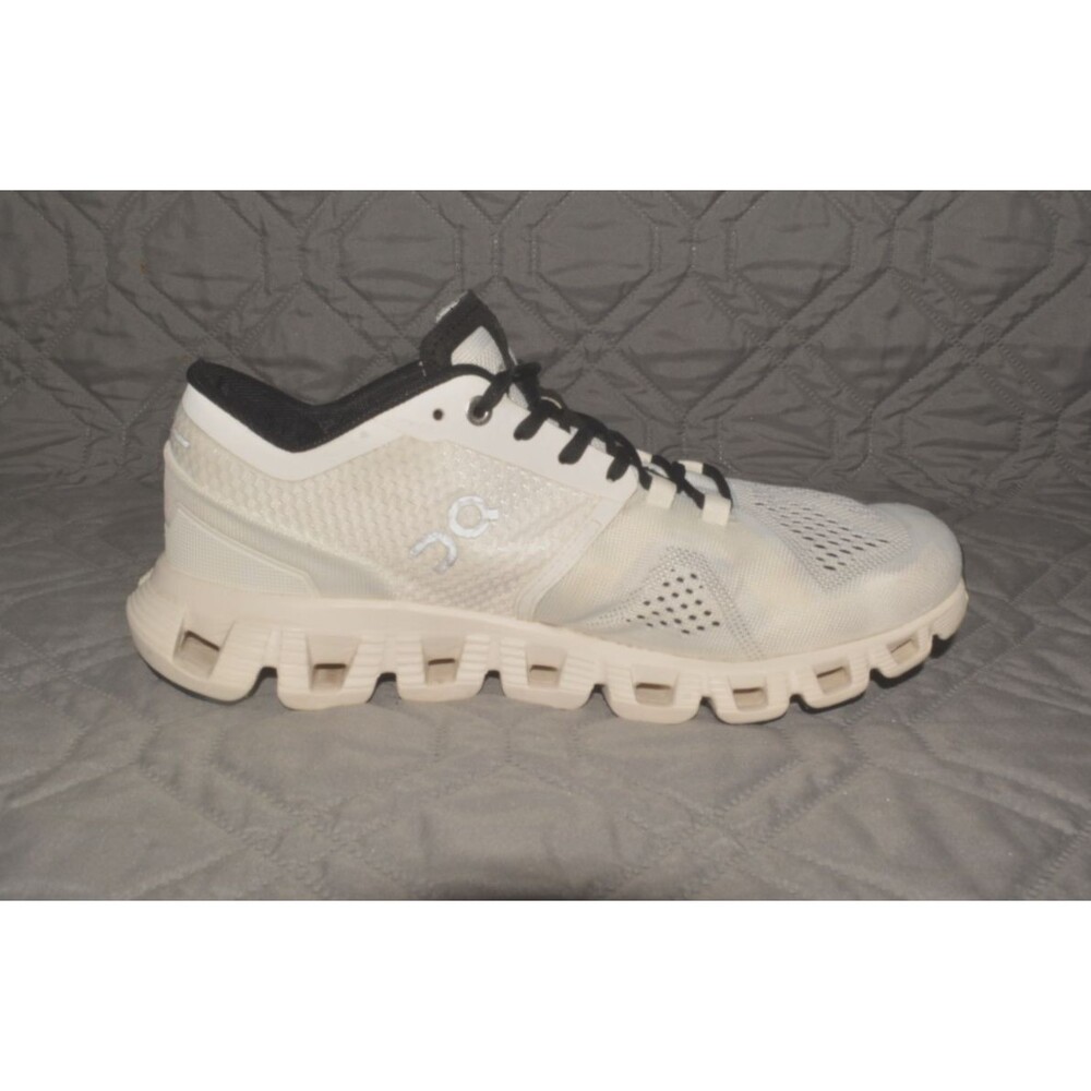 On Cloud X Women's Sz 8 Running Shoes White Black Mesh Sneakers EU 39 Athletic - Picture 3 of 9